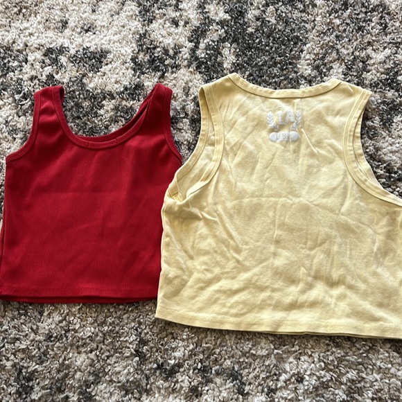 Random Tank Tops - Picture 2 of 5